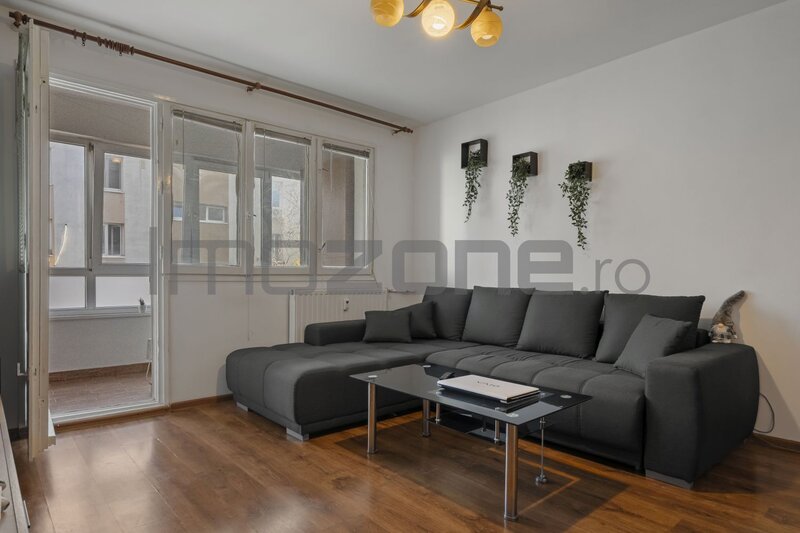 Metrou Favorit, comision 0%, 2 camere, circular, 3/10, bloc z, zona foarte verde,