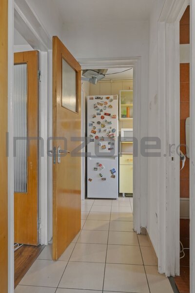 Metrou Favorit, comision 0%, 2 camere, circular, 3/10, bloc z, zona foarte verde,